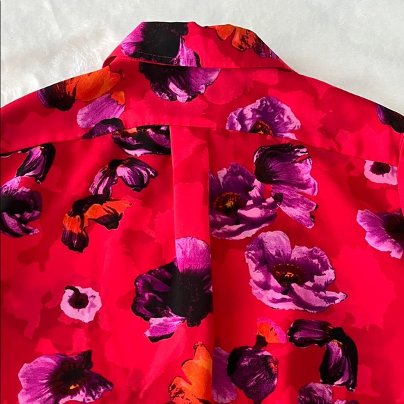 Vibrant Floral Button-Up Shirts - Pink & Black - Picture 5 of 8